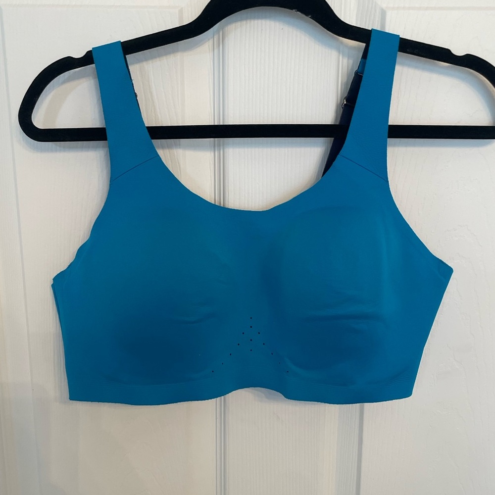 Brooks sports bra